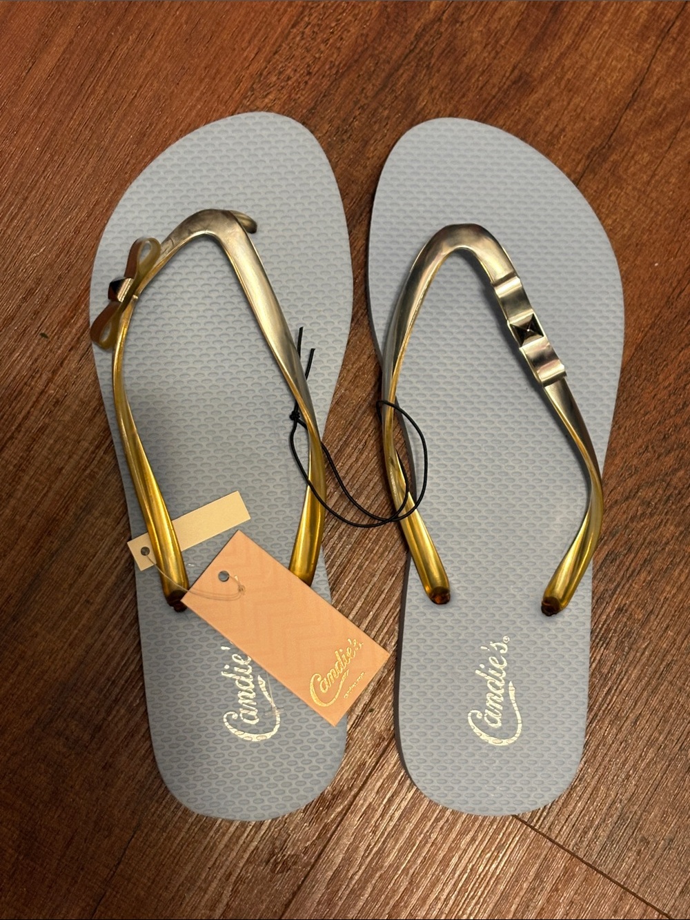 Candie's Silver tone Bow-Strap Light Blue Flip Flop Sandals